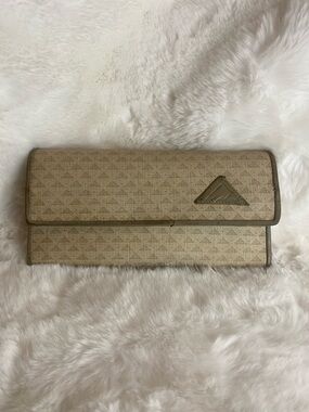 Vintage Liz Claiborne Wallet